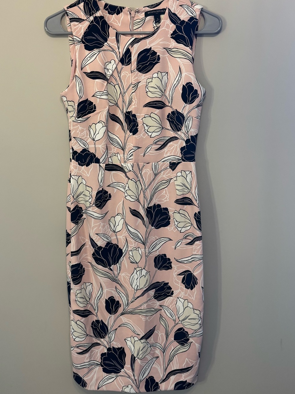 Banana Republic Pink & Navy Floral Tulip Sleeveless Sheath Dress size 0